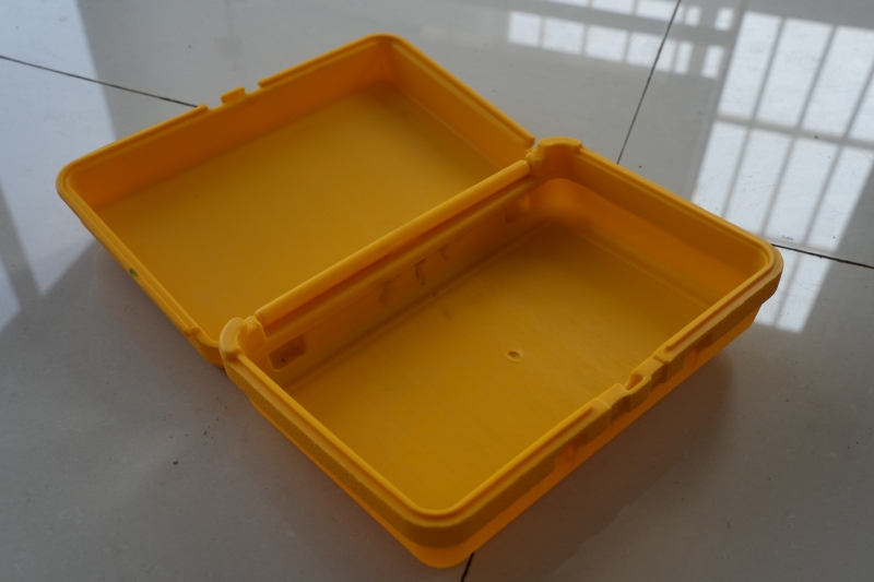 鹤壁黄色工具箱